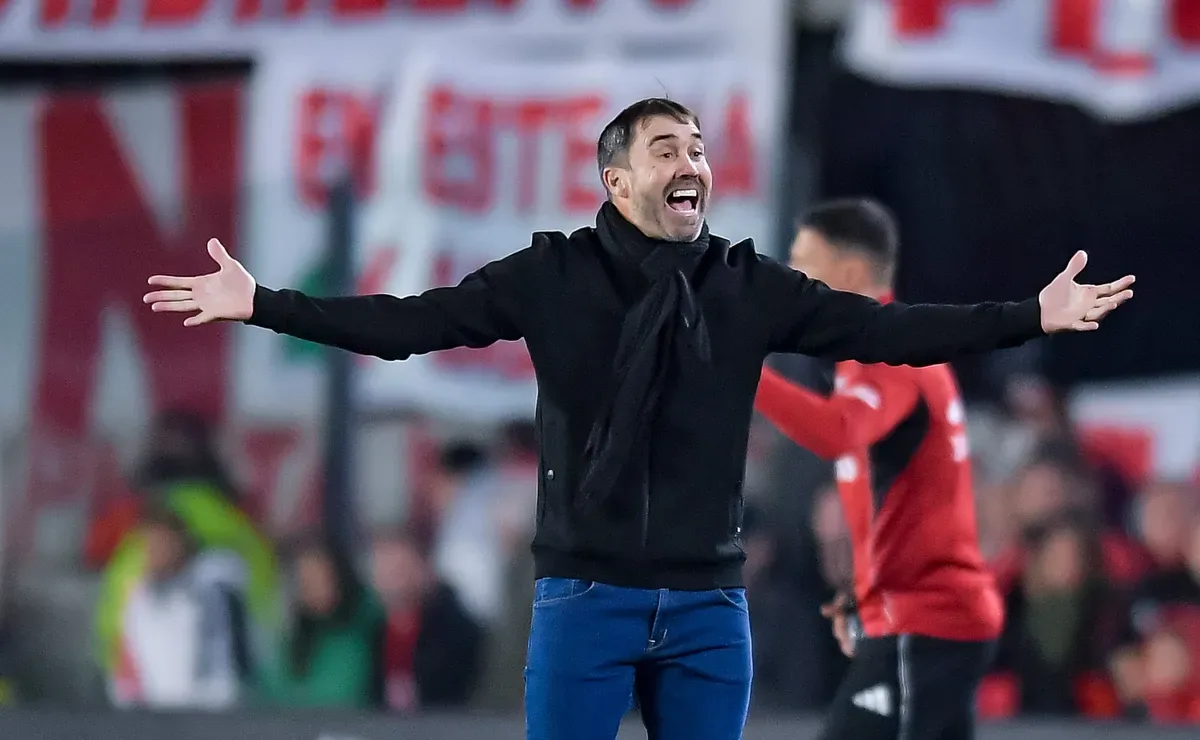 Coudet valoró la clasificación agónica de River y destacó la reacción de los hinchas