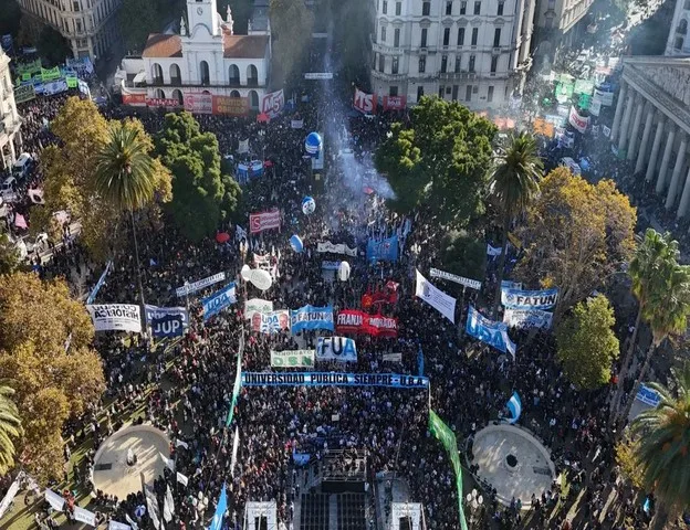 Convocan a marcha nacional por el impacto de los recortes en la salud pública