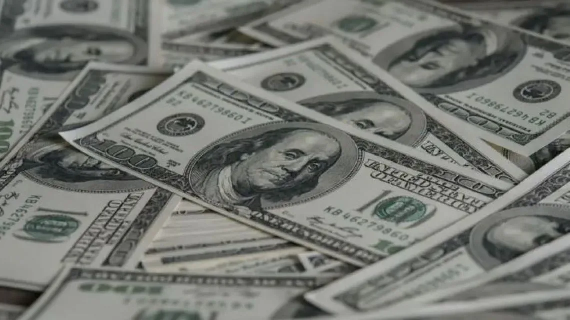 Cotización del dólar en sus distintas variantes durante el martes 12 de mayo