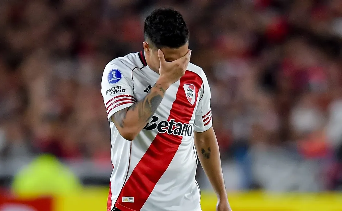Debate entre hinchas por el bajo protagonismo de Juanfer Quintero en River y su posible despedida
