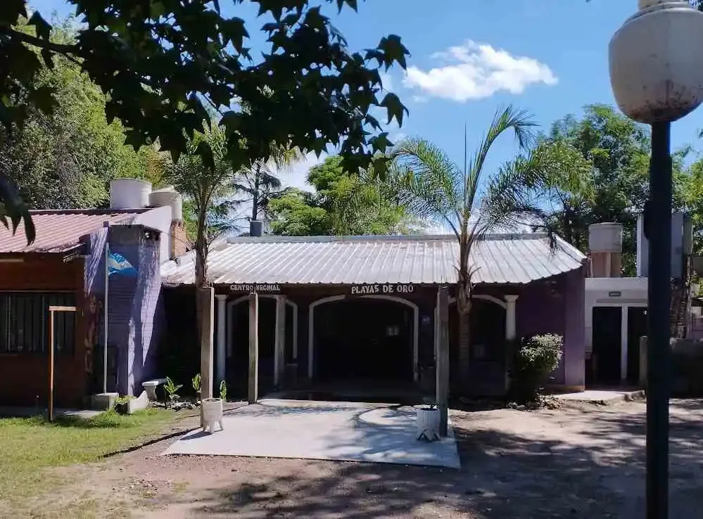 El Concejo debate el control sobre la gestión y fondos del Centro Vecinal de Playas de Oro