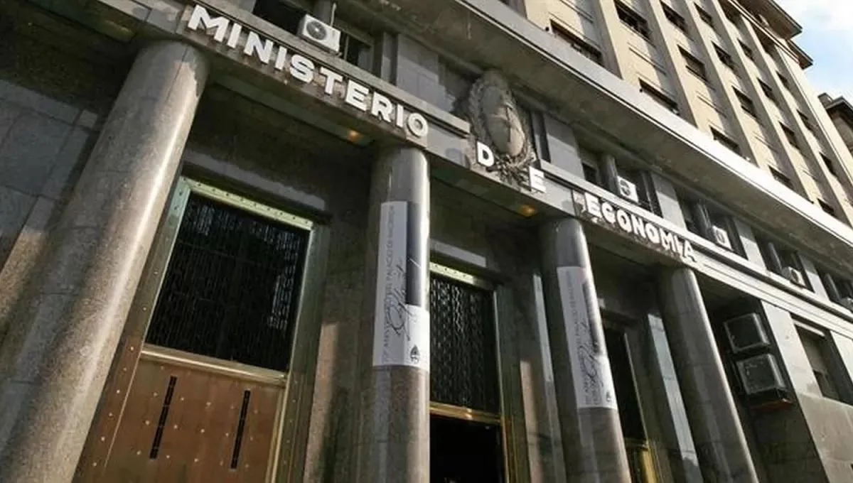 El Gobierno capta fondos en el mercado local para afrontar vencimientos de deuda interna y en dólares