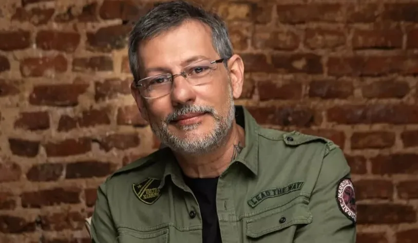Gabriel Cartañá presenta en el Teatro de la Sociedad Italiana su espectáculo sobre emociones y relaciones