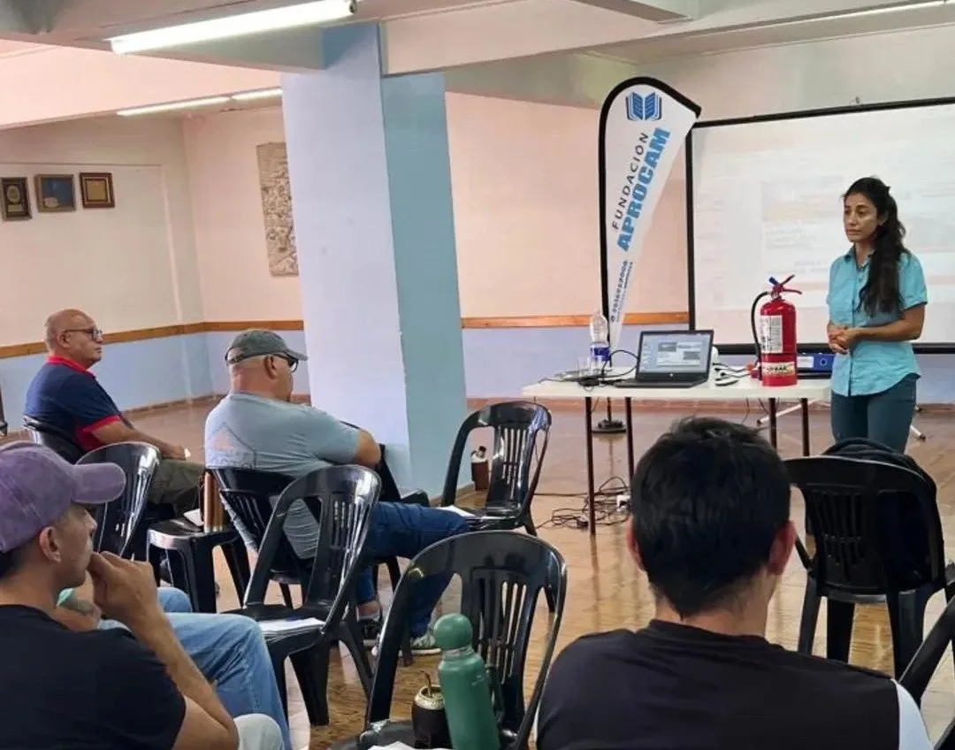 La Cámara de General Alvear y Fundación APROCAM forman a conductores profesionales en Mendoza