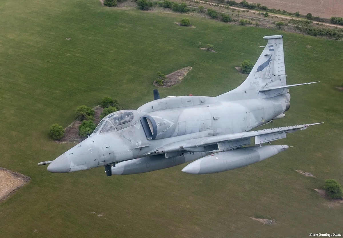 La Fuerza Aérea Argentina retira los A-4AR Fightinghawk y anuncia el fin de una era