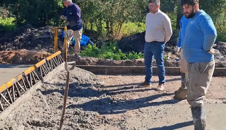 La Municipalidad de Magdalena acelera pavimentación con recursos propios en Bartolomé Bavio