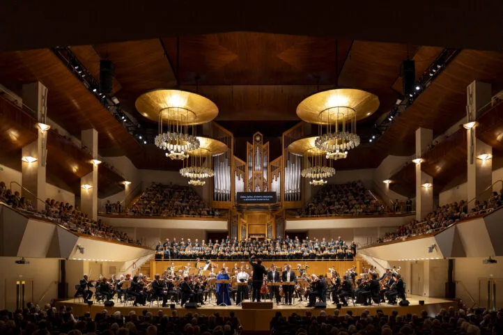 La Staatskapelle Dresden y Daniele Gatti brillan en el Réquiem de Verdi con Orfeó Català