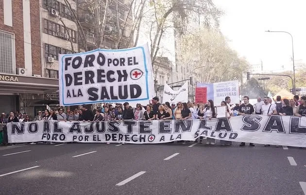 Movilización nacional en defensa de la salud pública recorrerá el centro porteño