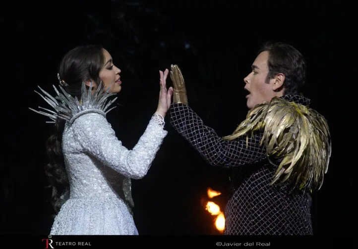 Nadine Sierra brilla en la ópera Romeo y Julieta del Teatro Real pese a la escenografía dominante
