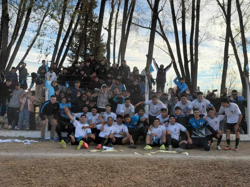 San Isidro se consagró campeón en el Ascenso tras goleada a Deportivo Godoy