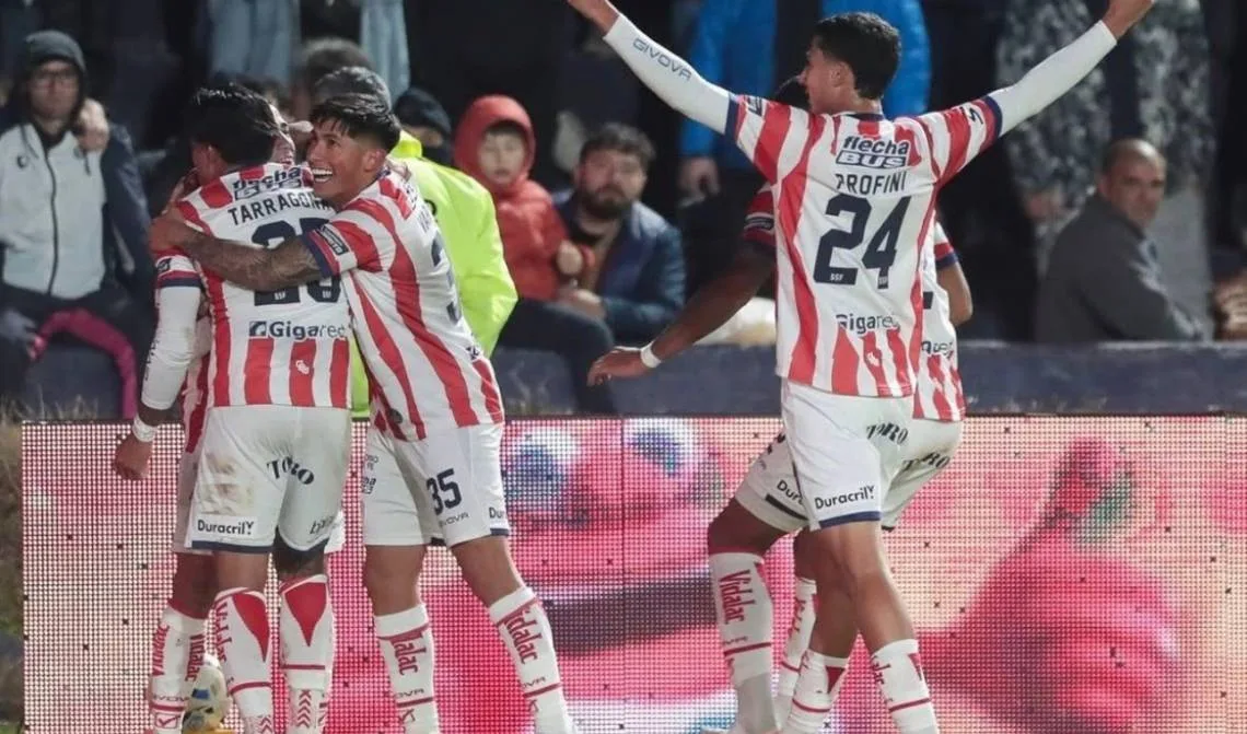 Unión visita a Belgrano con la meta de avanzar a semifinales del torneo local