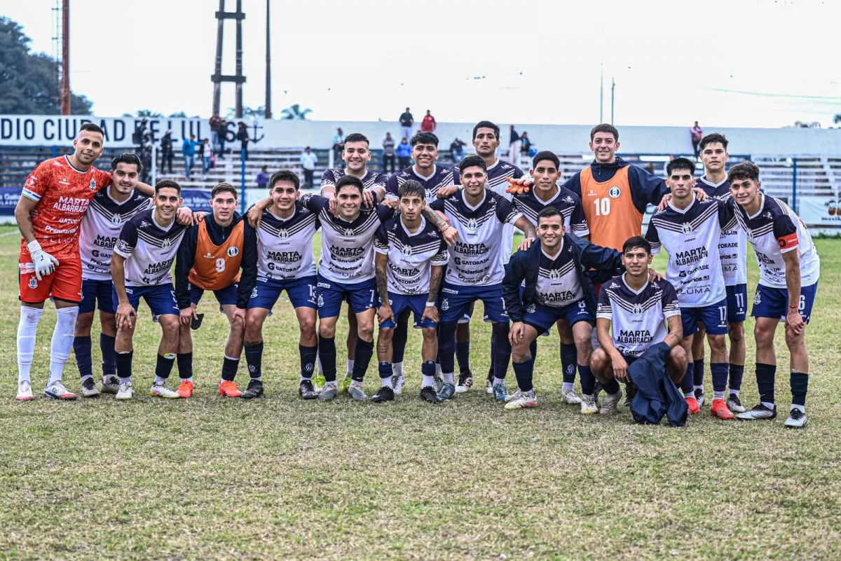 Almirante Brown domina la Zona D tras contundente victoria sobre Famaillá