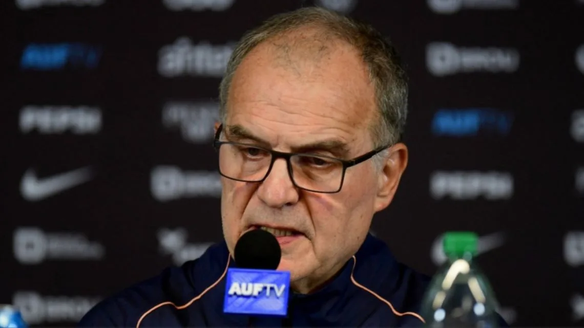 Marcelo Bielsa confirma su salida de Uruguay tras eliminación en el Mundial 2026