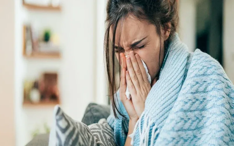 Cómo distinguir la gripe A del resfrío común ante la circulación anticipada del virus en Rosario