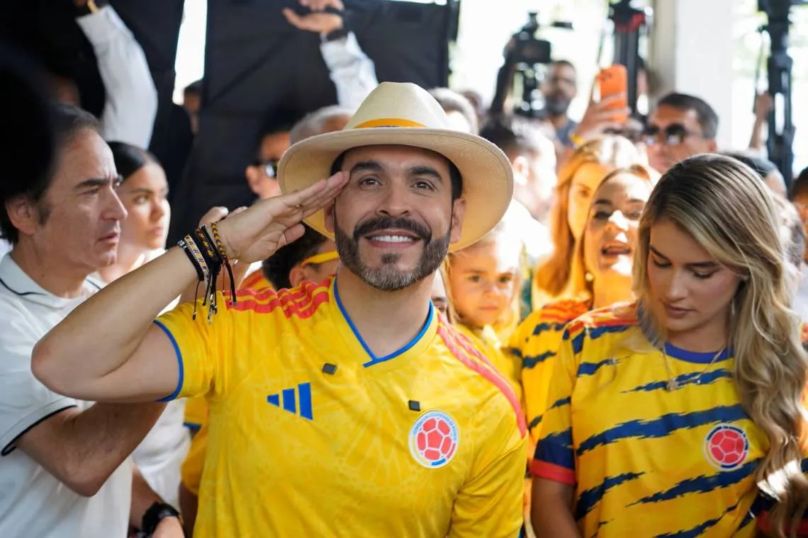 De la Espriella lidera el conteo preliminar en Colombia, pero la elección presidencial sigue en disputa