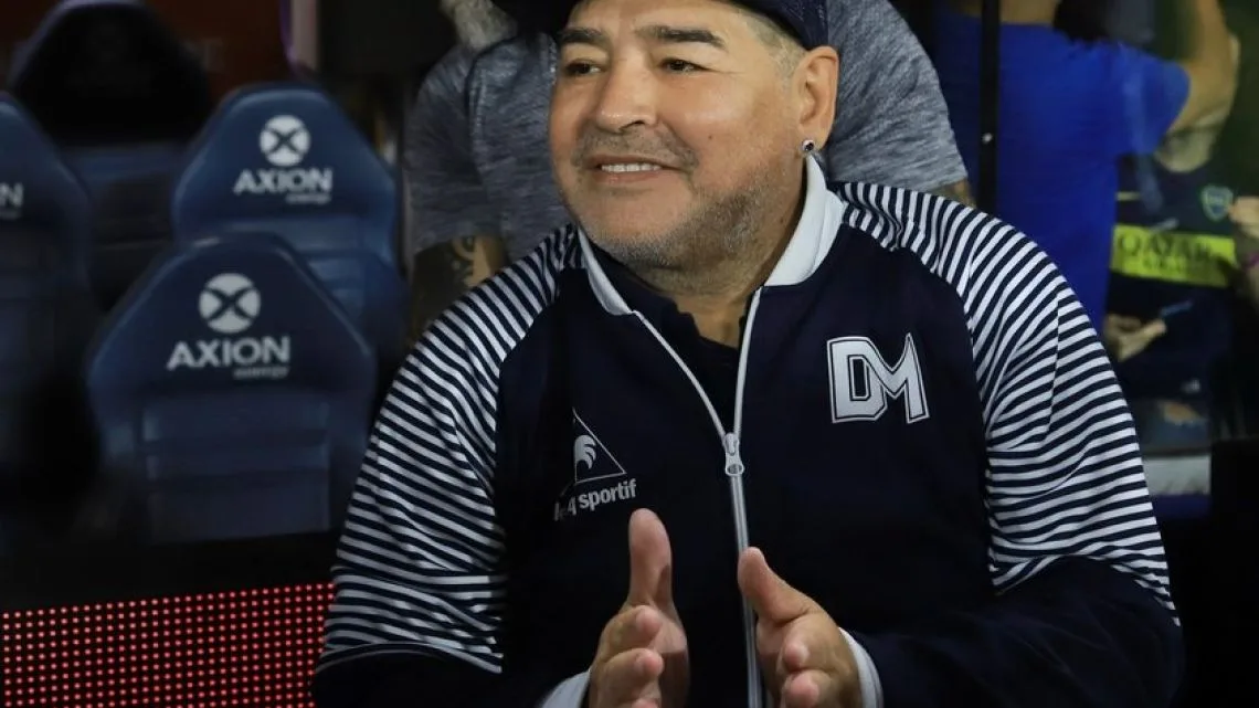 El juicio revela fallas en la atención domiciliaria tras la cirugía de Maradona