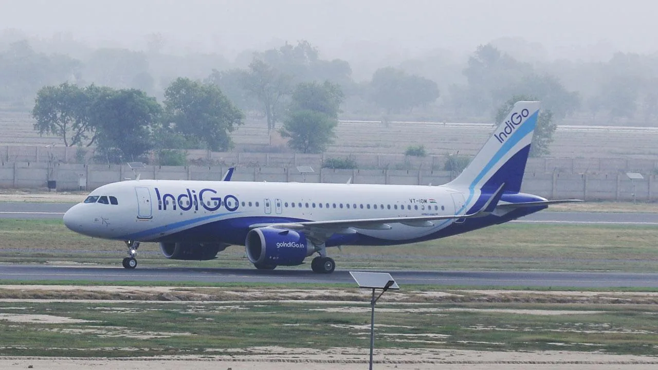 Inician vuelos comerciales en el nuevo Aeropuerto Internacional de Noida, clave para la región
