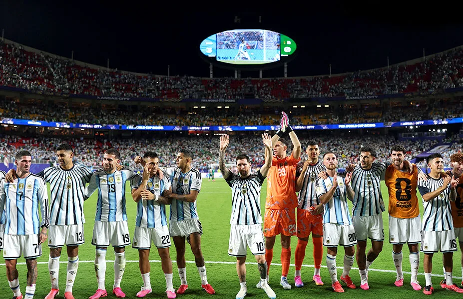 Messi lidera a Argentina con un triplete y arranca su defensa del título en el Mundial 2026