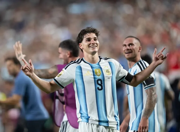 Argentina superó a Suiza en un partido dramático y avanzó a semifinales del Mundial 2026