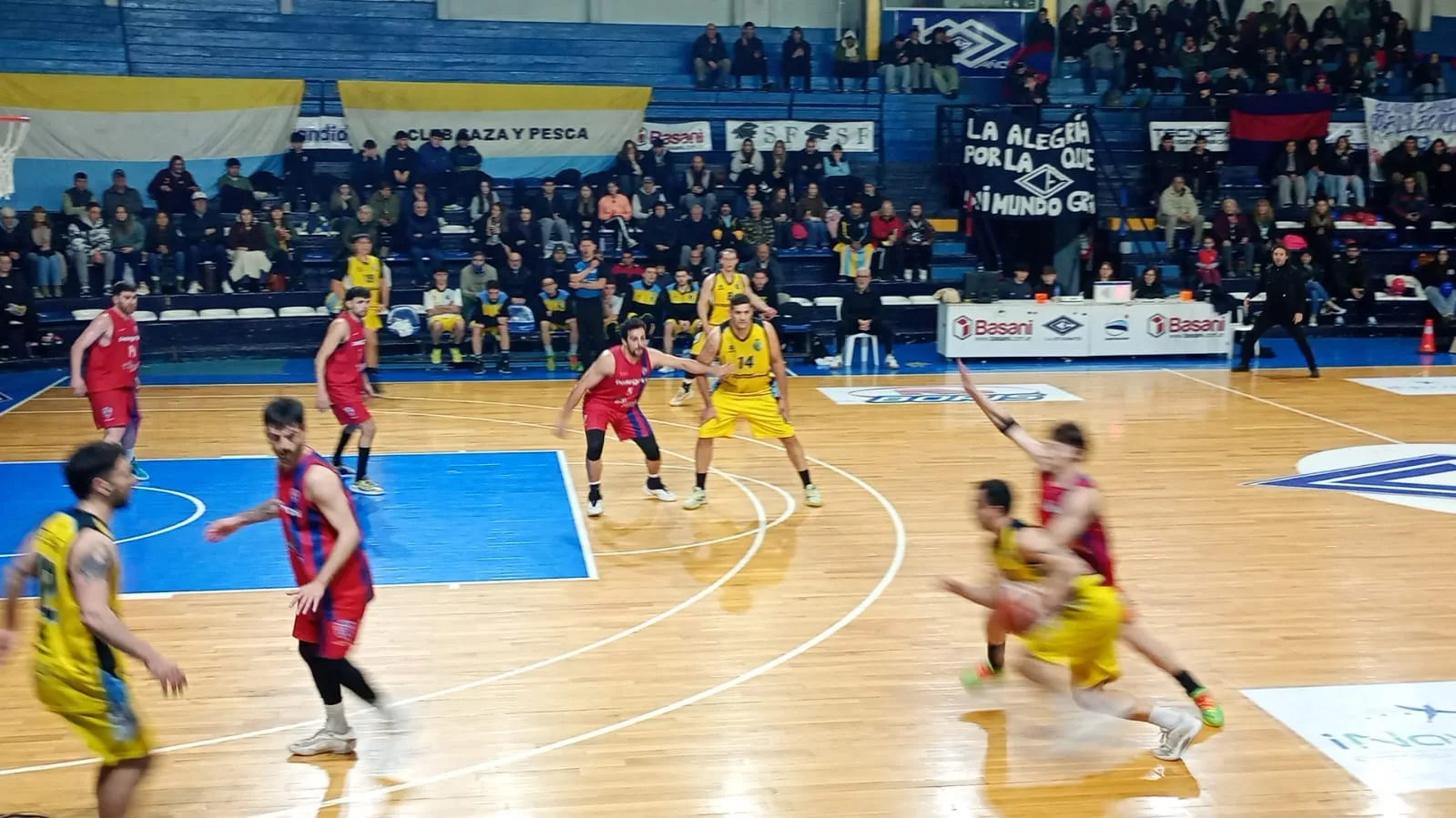 Caza y Pesca igualó la final tras un dramático triunfo ante Pellegrini