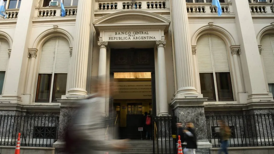 El Banco Central extiende vencimientos por US$6.000 millones hasta después de las elecciones de 2027