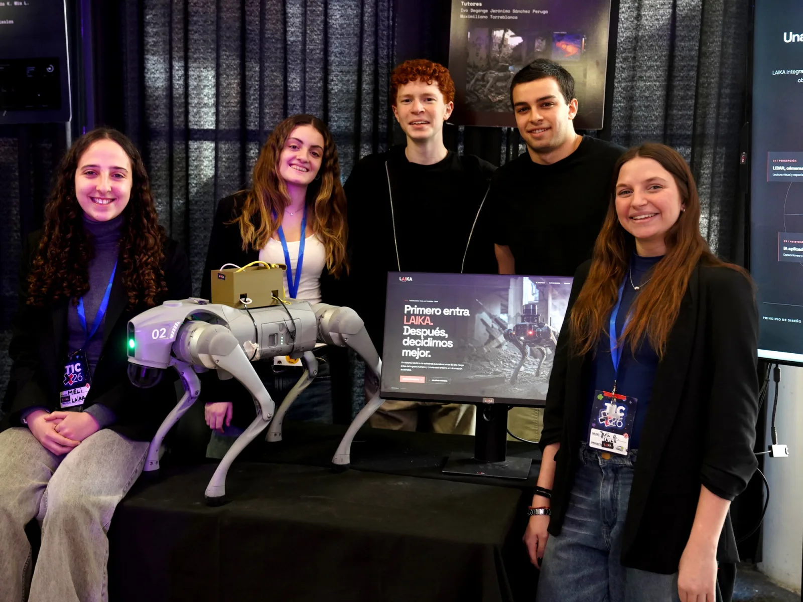 Estudiantes argentinos diseñan robot rescatista para emergencias y desastres