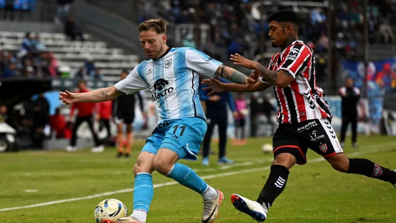 Gimnasia mantiene el liderazgo tras empatar con Chacarita en la Zona B de la Primera Nacional