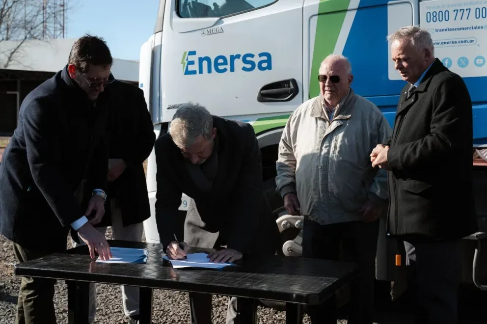 Inician obra clave para renovar la infraestructura eléctrica en la región con inversión millonaria