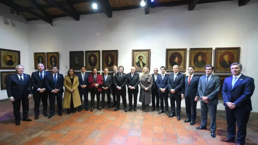 Javier Milei logra encuentro con gobernadores y retoma el legado del Pacto de Mayo