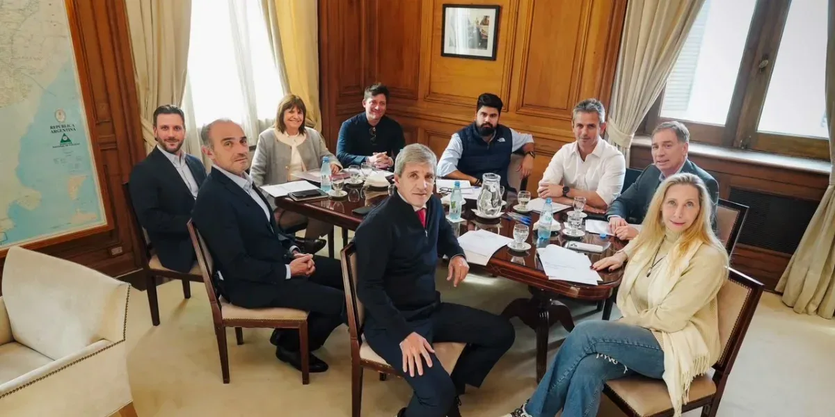 Karina Milei y Diego Santilli lideran la nueva mesa política para definir agenda legislativa
