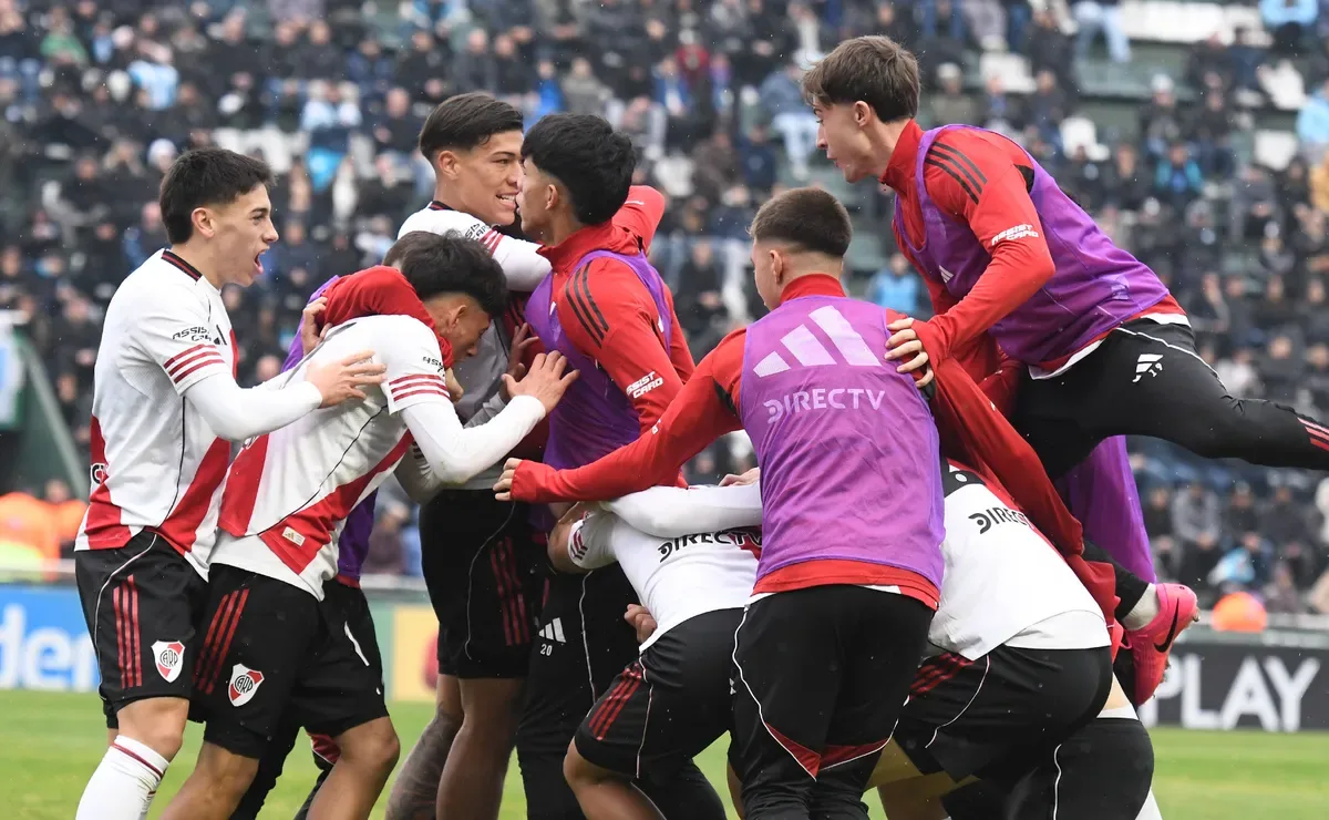 Santiago Espíndola igualó para la Reserva de River frente a Racing en la final del torneo