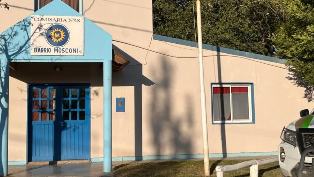 Secuestran arma y municiones tras hallar muerto al perro del denunciante en Roca