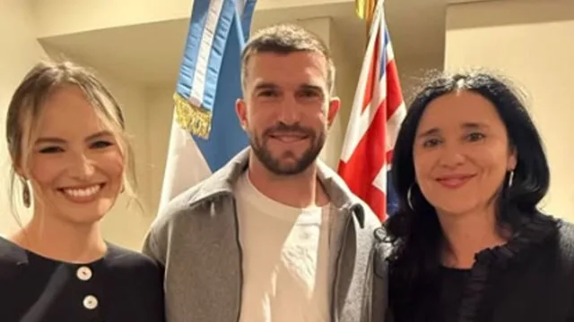 Tim Payne celebró el Día de la Independencia argentina en la embajada de Nueva Zelanda