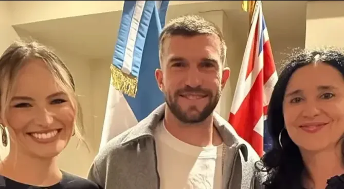 Tim Payne celebró el Día de la Independencia Argentina en Wellington antes de su llegada a Olimpia