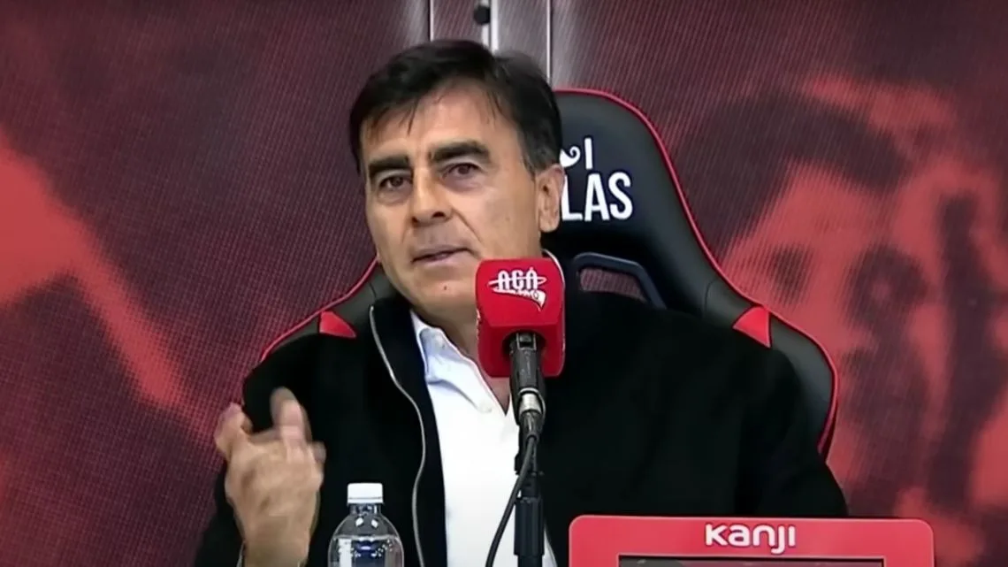Independiente destituye a Gustavo Quinteros tras dura derrota en Copa Argentina